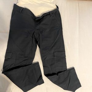 Gap maternity cargo pants black